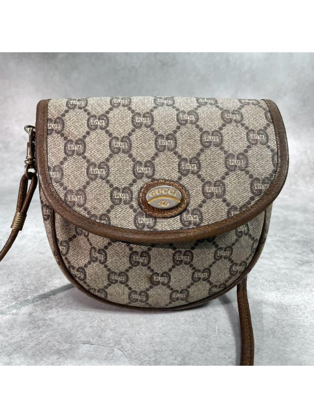 Gucci GG Shoulder Bag Brown Beige Leather - Picture 2 of 10